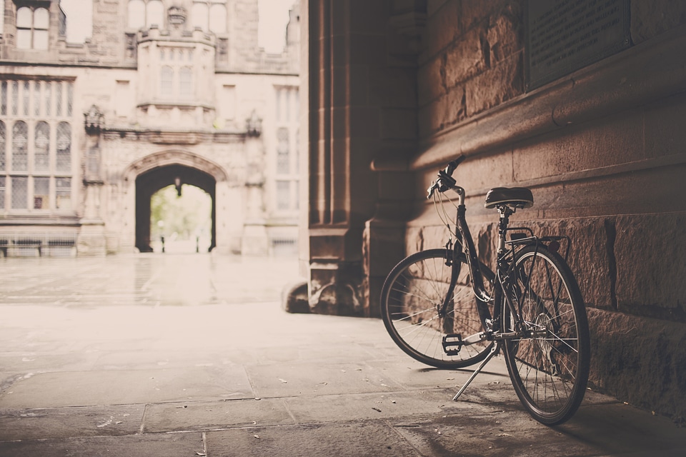 Grunge vintage cycle