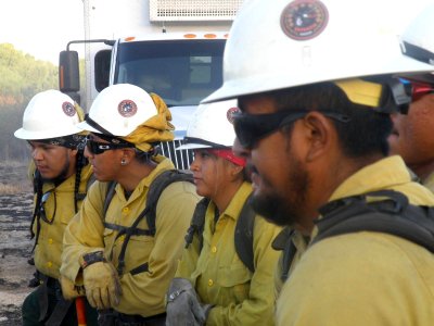 Bureau of Indian Affairs firefighters briefing photo