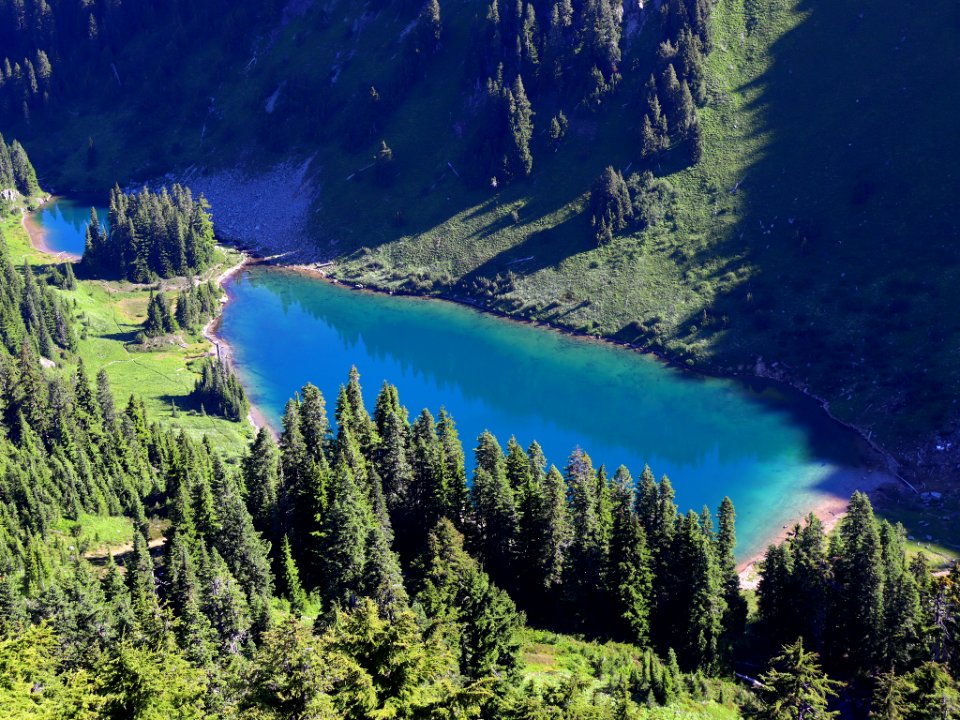 Tatoosh Ridge in WA