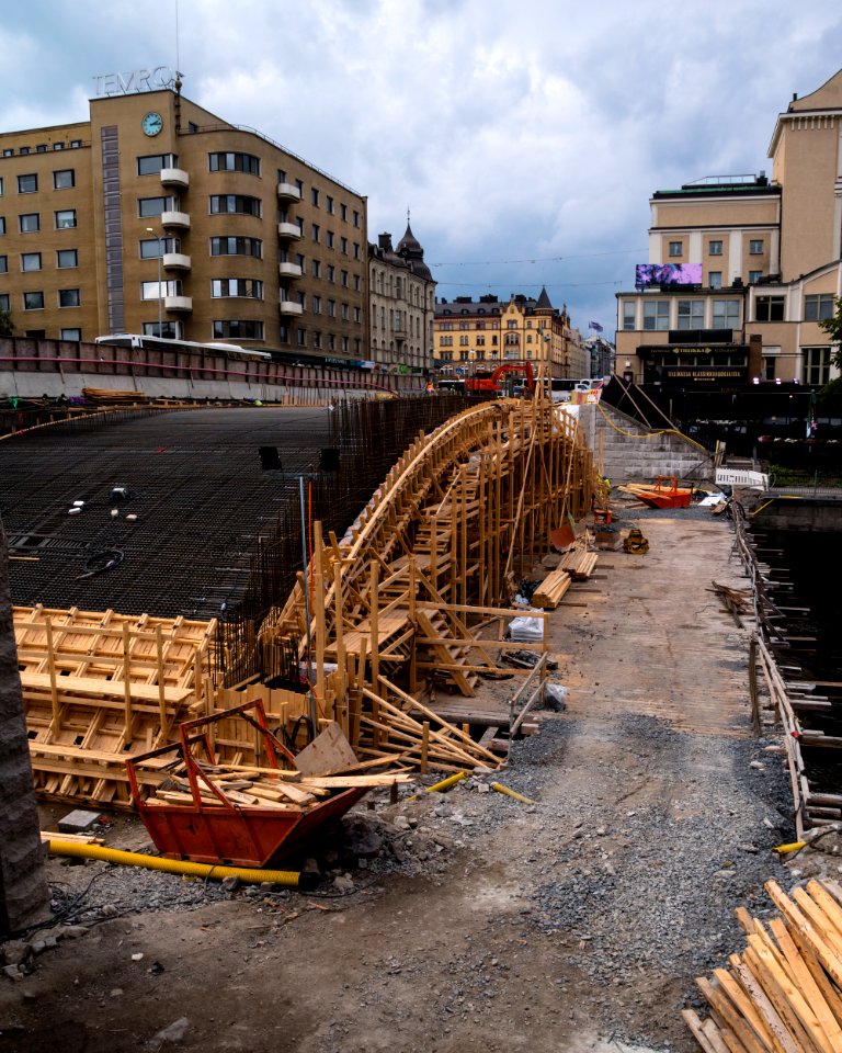 Progress on hämeensilta reconstruction project