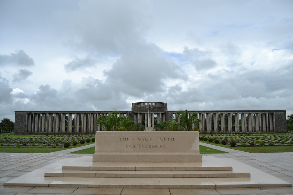 Memorial monument graveyard