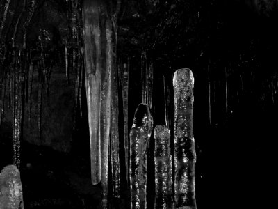 Guler Ice Cave in WA photo