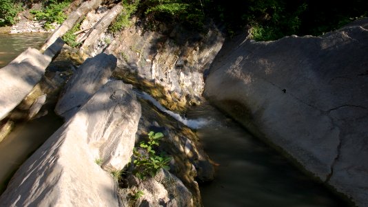 Рядом с водопадом "Изумрудный" ("Чаши любви") photo