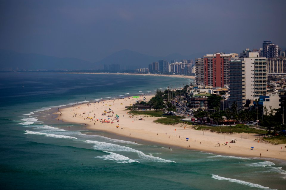 BrunaPrado PraiadaBarradaTijuca RJ