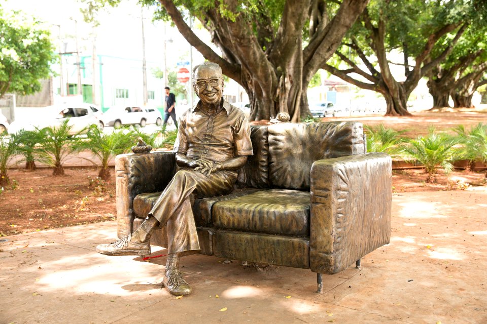 Flávio André Manoel de Barros Av. Afonso Pena Campo Grande MS