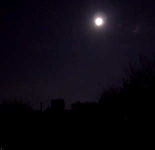 FULL MOON - FREMINGTON CHURCH - BARNSTAPLE - NORTH DEVON - UK