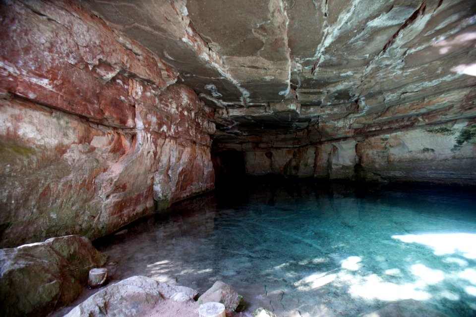 Flávio André Lagoa Azul Chapada dos Guimarães MT photo