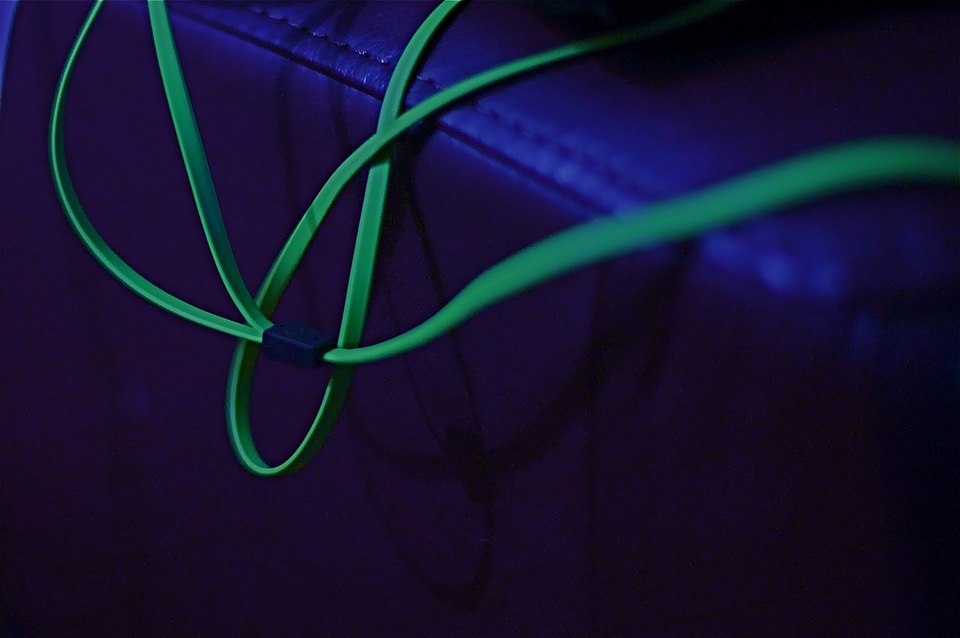 Cable wire ear buds