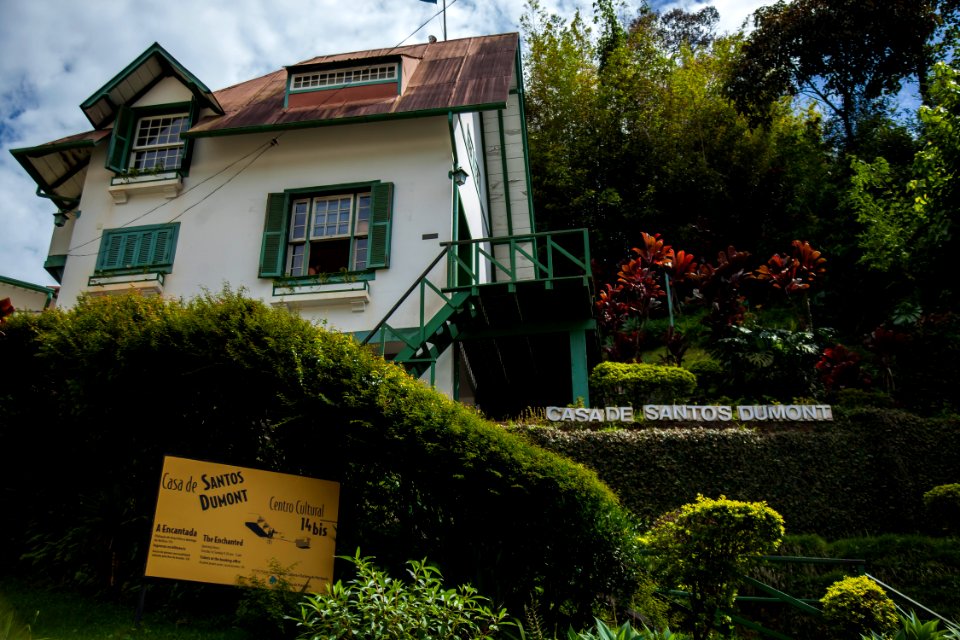 Wania Corredo Museu Casa de Santos Dumont Petropolis RJ