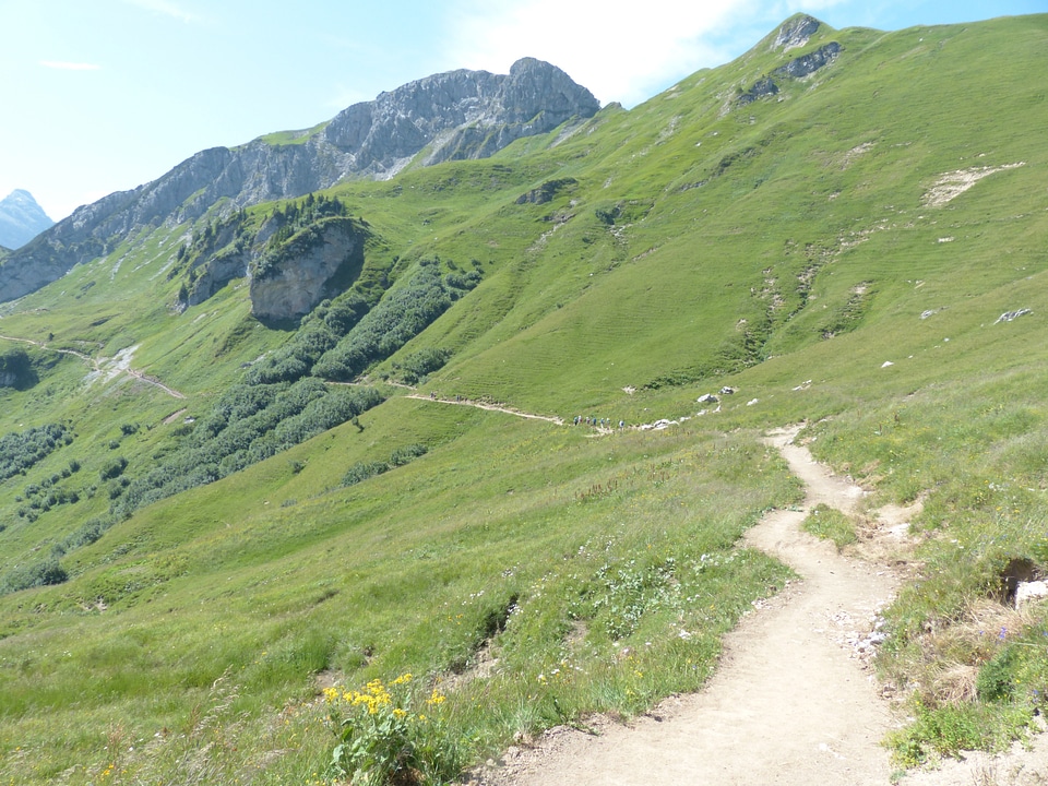Hiking more mountains