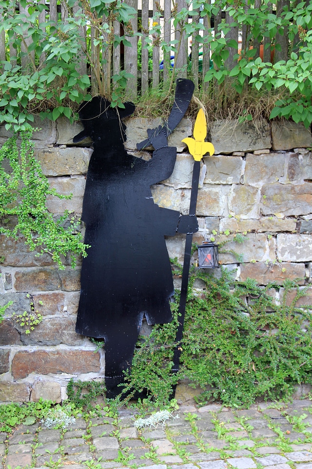 Night watchman wall black