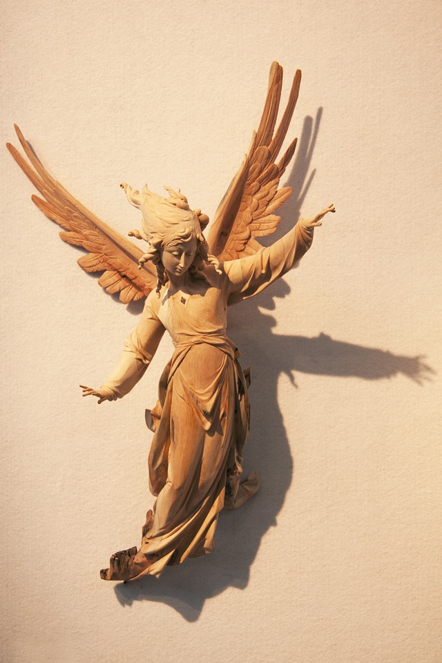 Unika art project sculptor art
