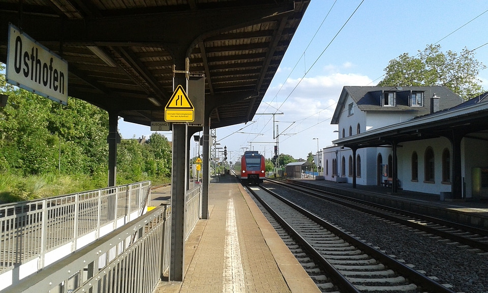 Railway station shield train