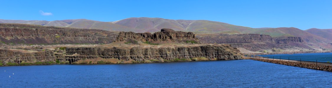 Horsethief Lake in WA