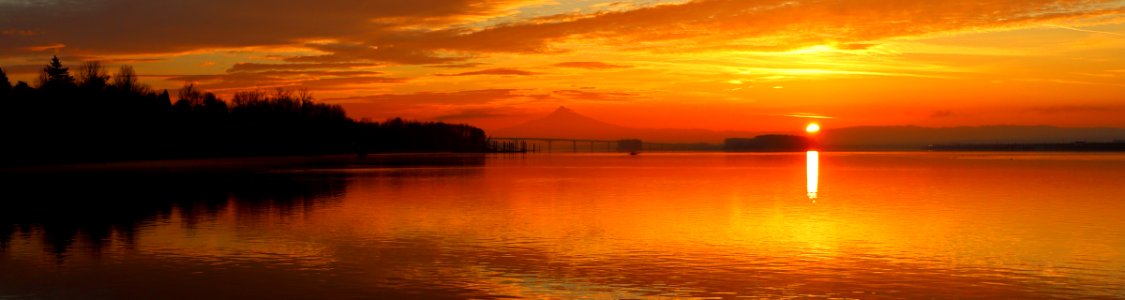 Sunrise in Vancouver, WA photo