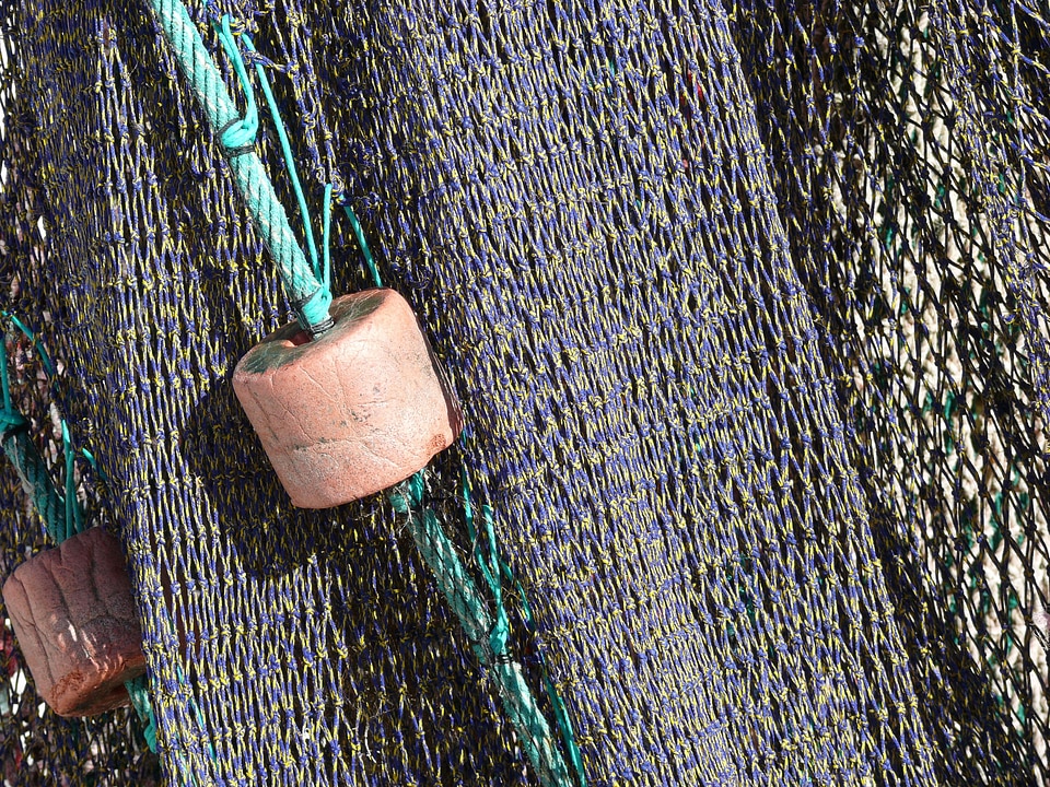 Fishnet equipment rope