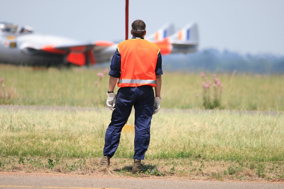 Groundsman care vampire jet