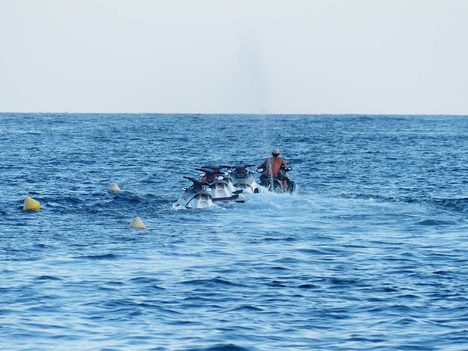 Watercraft water pick up