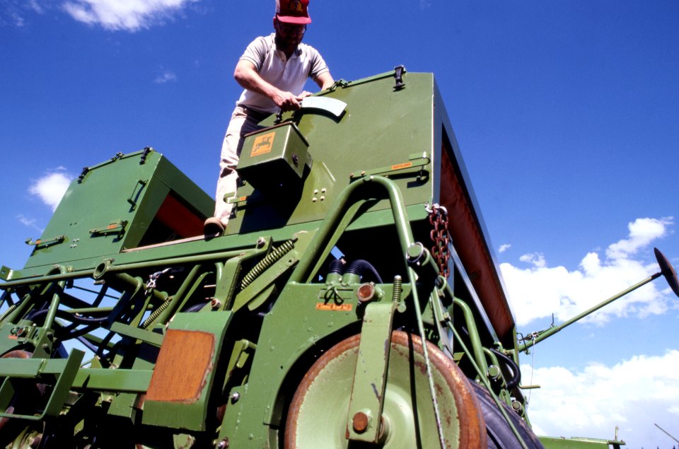 Machinery36.tif