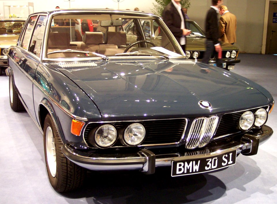 BMW 3.0 Si front