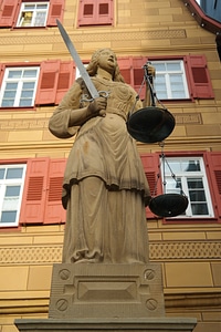 Horizontal sword justice
