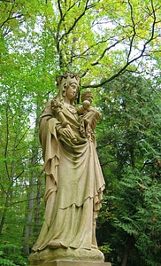 Sculpture madonna mother of god photo