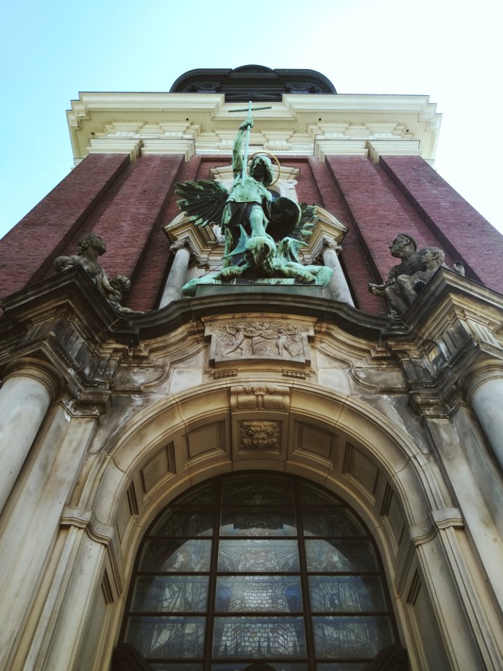 2018-05-11 01.49.38 1