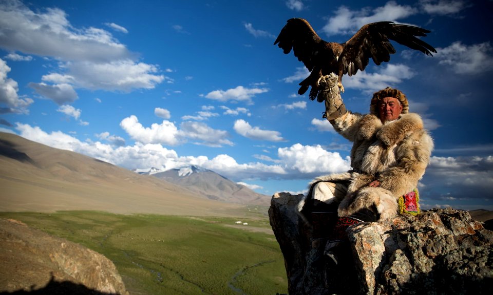 golden eagle festival mongolia 27