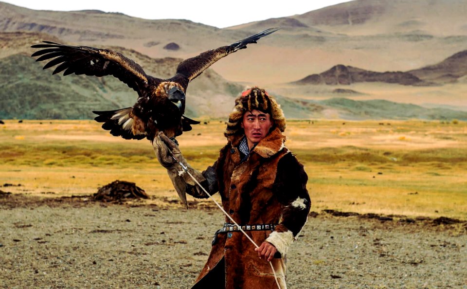 golden eagle festival mongolia 18