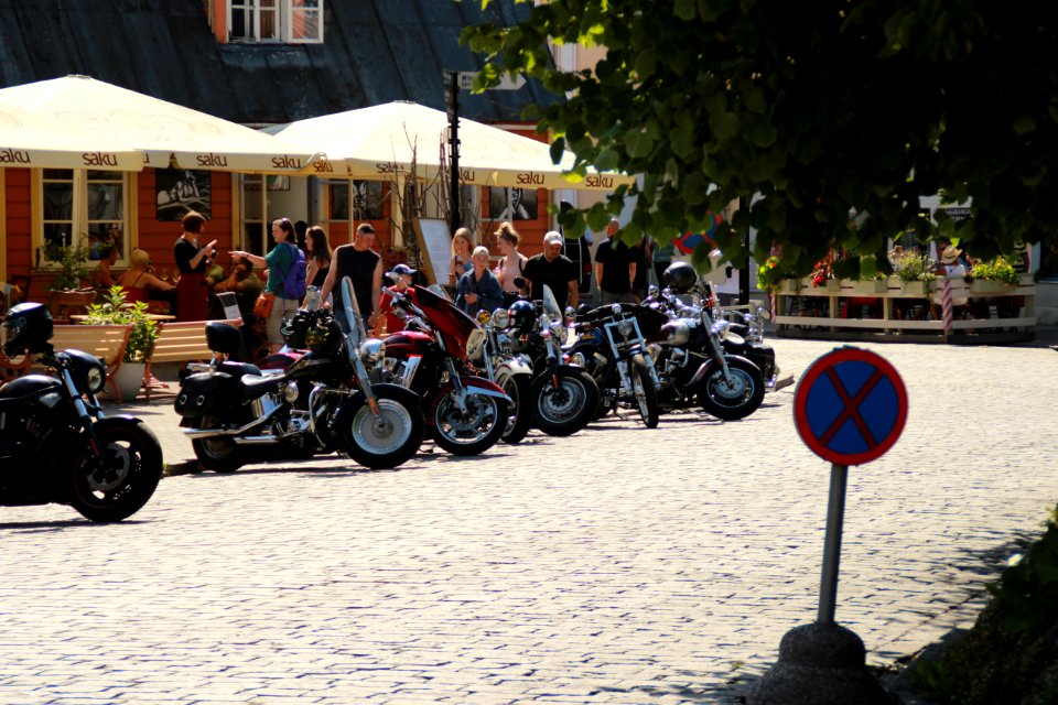 90