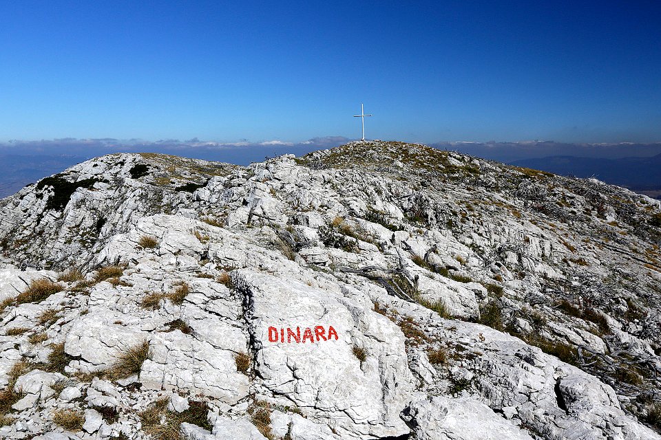 Sinjal Peak on Dinara