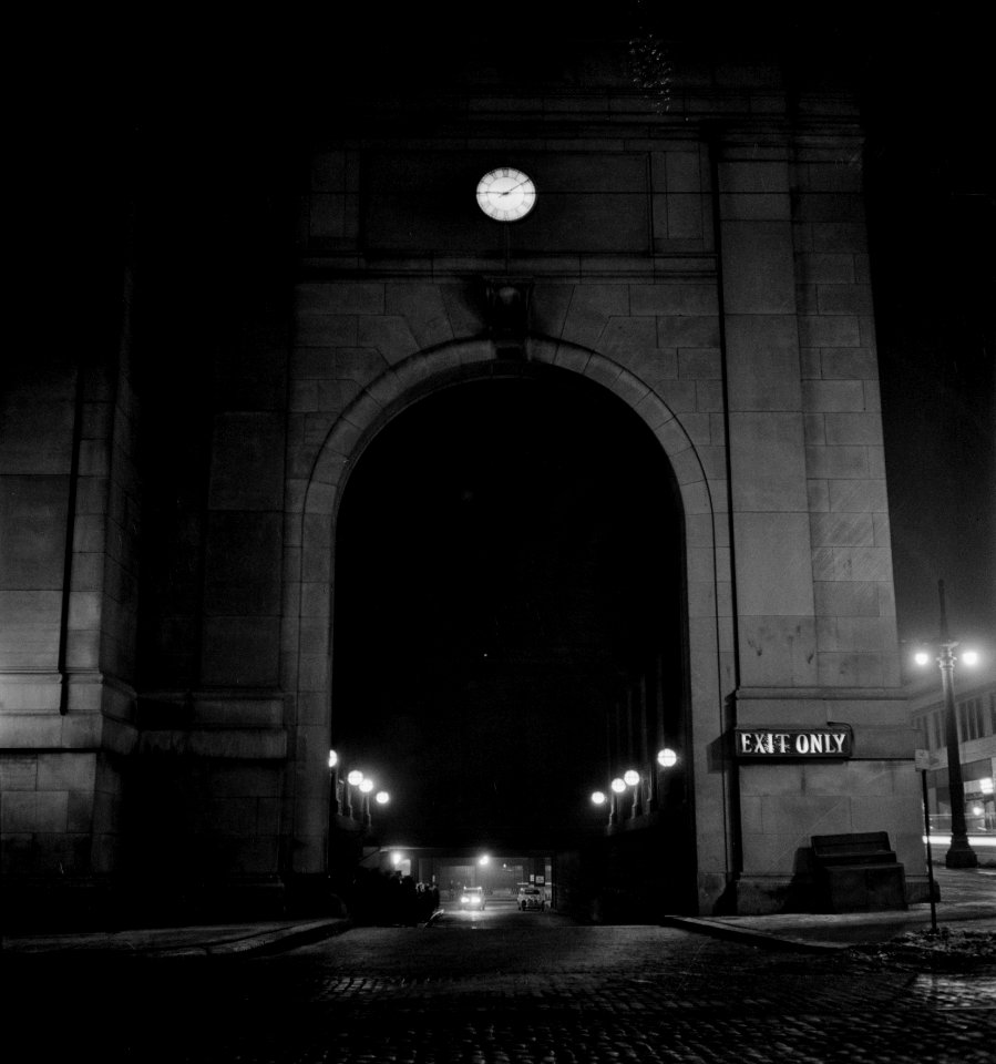 Union Arch: Exit of the underground tunnel through Union Station which is used by taxis and trucks, Chicago, Illinois. January 1943.