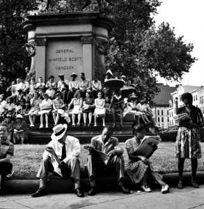 Waiting for the parade to recruit civilian defense volunteers, Washington, D.C. July 1943. photo