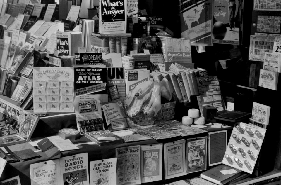 What's the Answer?: A bookshop window in Chicago, Illinois, July 1940.