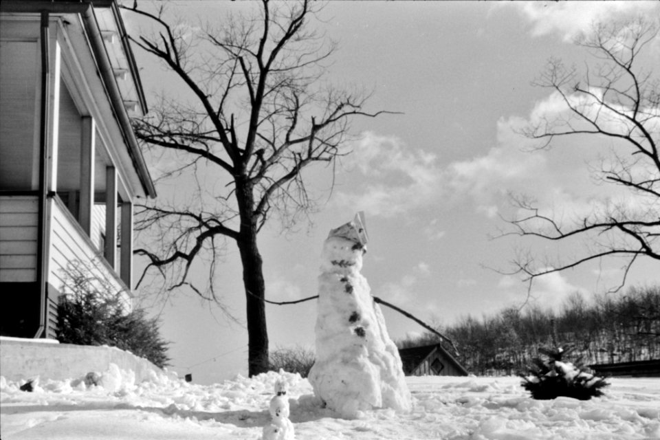 Snowman in Norwich, Connecticut, November 1940.