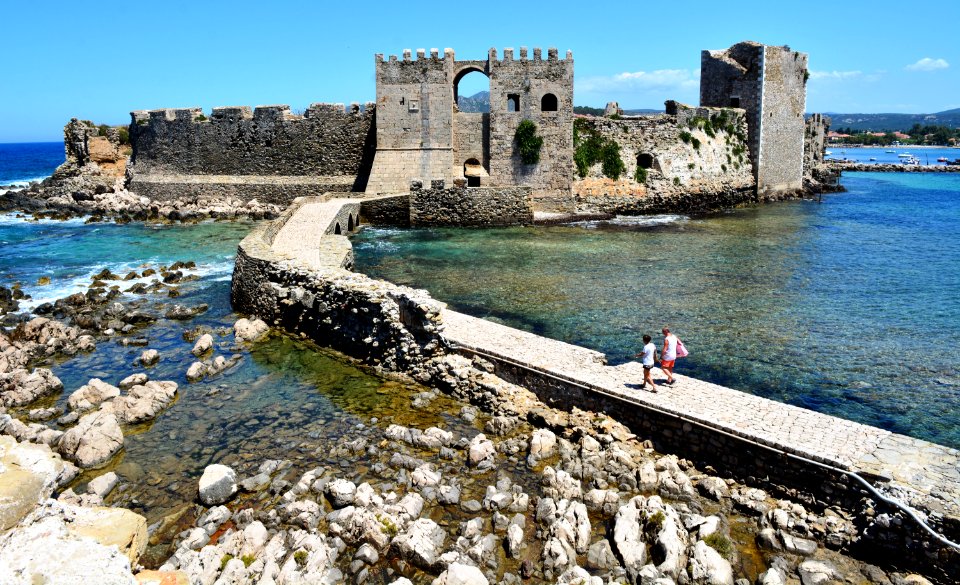 Methoni - castle grounds