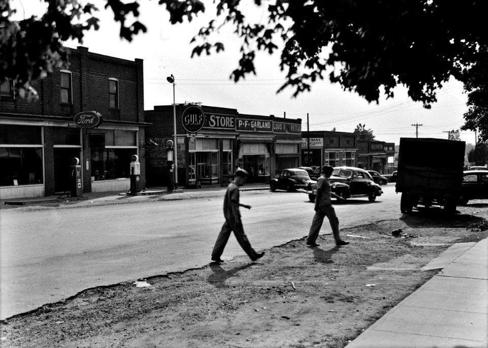 Small Town, Summer: A street scene in Keysville, Virginia, June 1943.