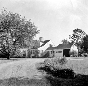 Home of an advertising executive in Westport, Connecticut, who commutes every day to New York City by train. October 1941.