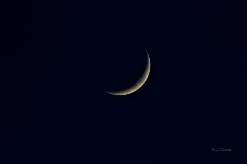 Waxing crescent 1