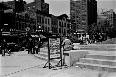 Army Life: View from the Courthouse steps in Peoria, Illinois. May 1938.