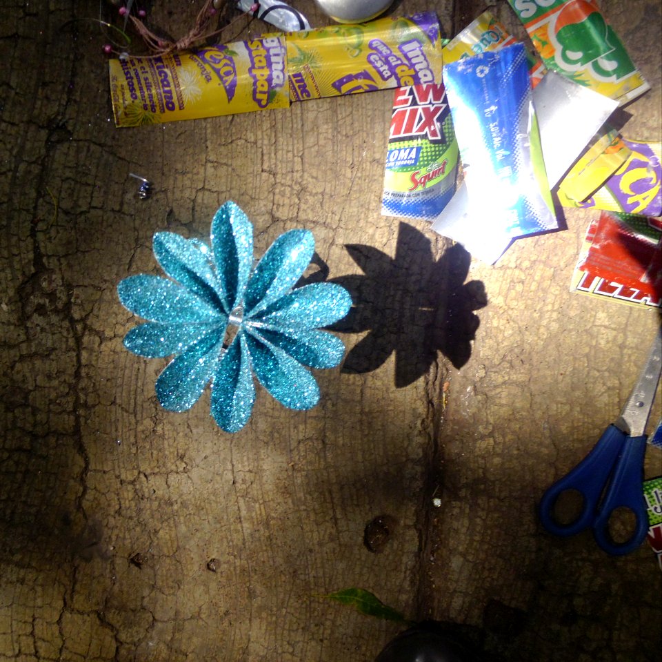 Flor de reciclaje