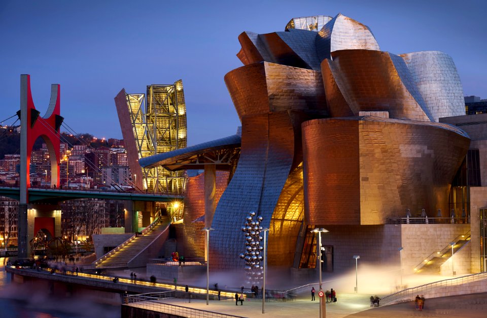 bilbao en la noche