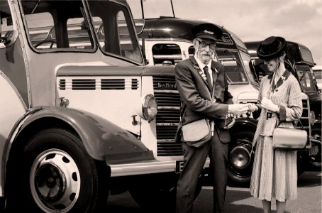 Bedford Bus