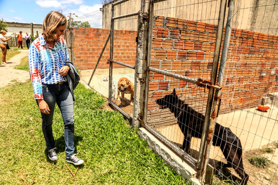 11.12.2017 - Prefeita Paula Mascarenhas em visita e almoço no Presídio Regional de Pelotas