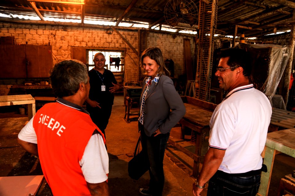11.12.2017 - Prefeita Paula Mascarenhas em visita e almoço no Presídio Regional de Pelotas