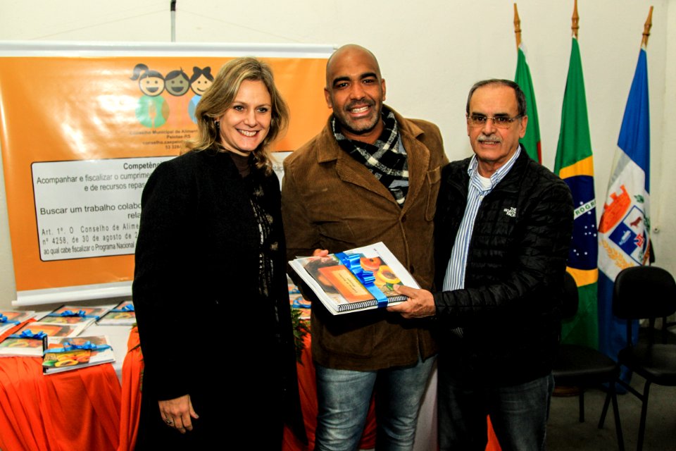 12.06.2018 - Prefeita Paula Mascarenhas e o vice Idemar Barz durante Posse do Conselho Municipal da Merenda Escolar - Foto: Gustavo Vara