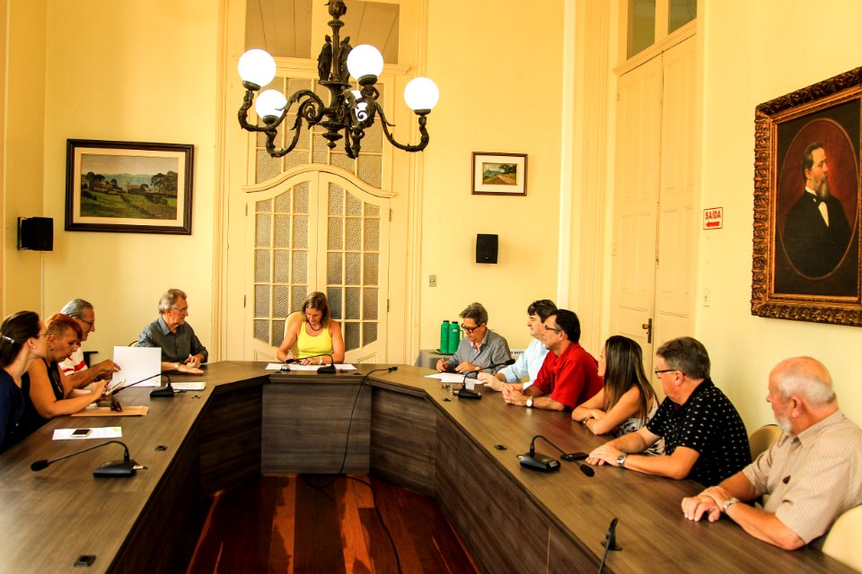 24.04.2018 - Prefeita Paula Mascarenhas e o vice Idemar Barz assinam termo de cooperação de saúde, com APAE e Cerenepe - Foto: Gustavo Vara