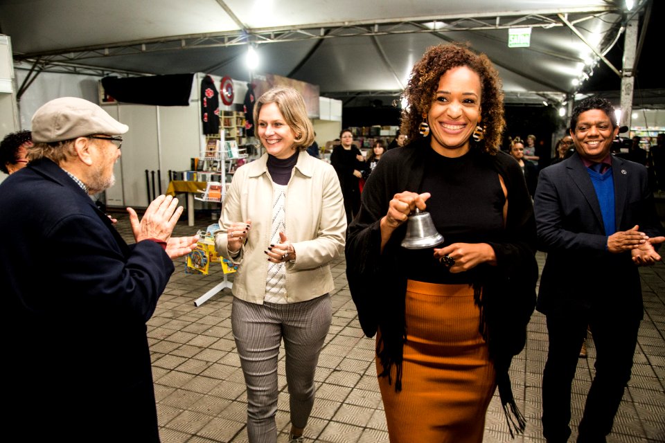 31.10.2019 - Abertura oficial da 42ª Feira do Livro - Foto: Gustavo Vara