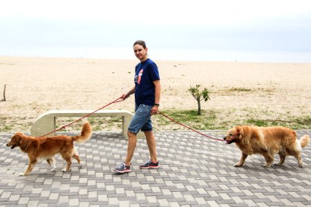 28.01.2018 - Prefeita Paula Mascarenhas participa da Cãominhada do jornal Diário Popular na Praia do Laranjal