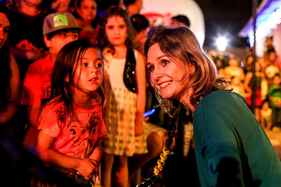 10.12.2017 - Prefeita Paula Mascarenhas e vice Idemar Barz na chegada do Papai Noel e entrega da chave da cidade